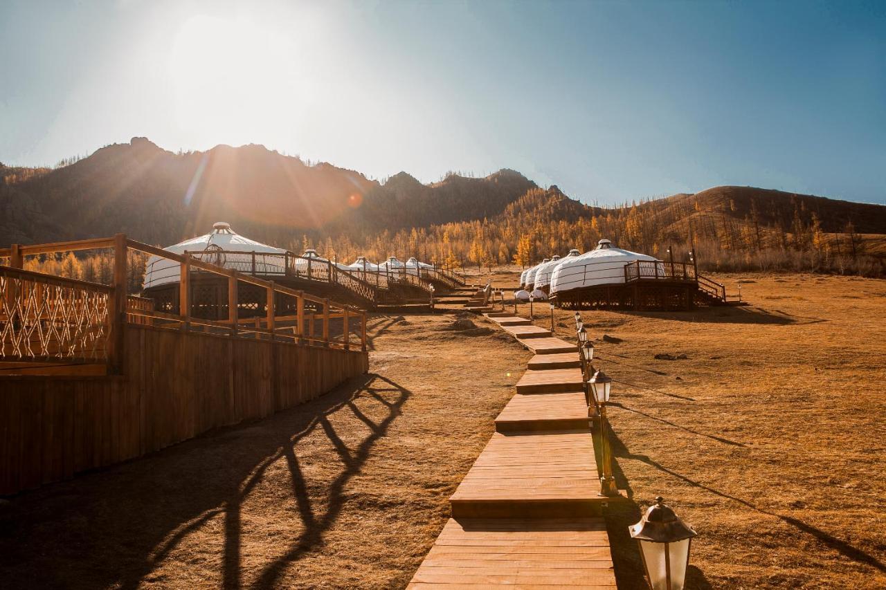 Terelj Resort Bayan Bulagiin Hural Exterior photo